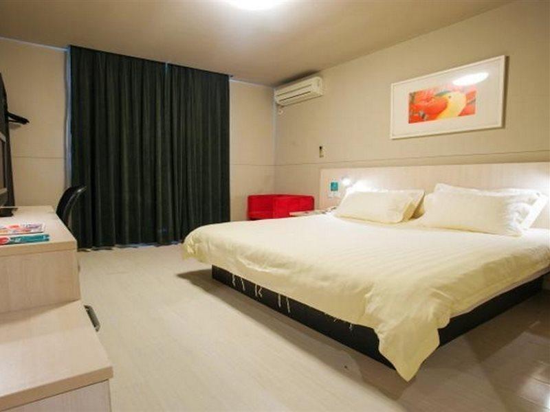 Jingjiang Inn Shanghai Jiading Chengzhong Road מראה חיצוני תמונה