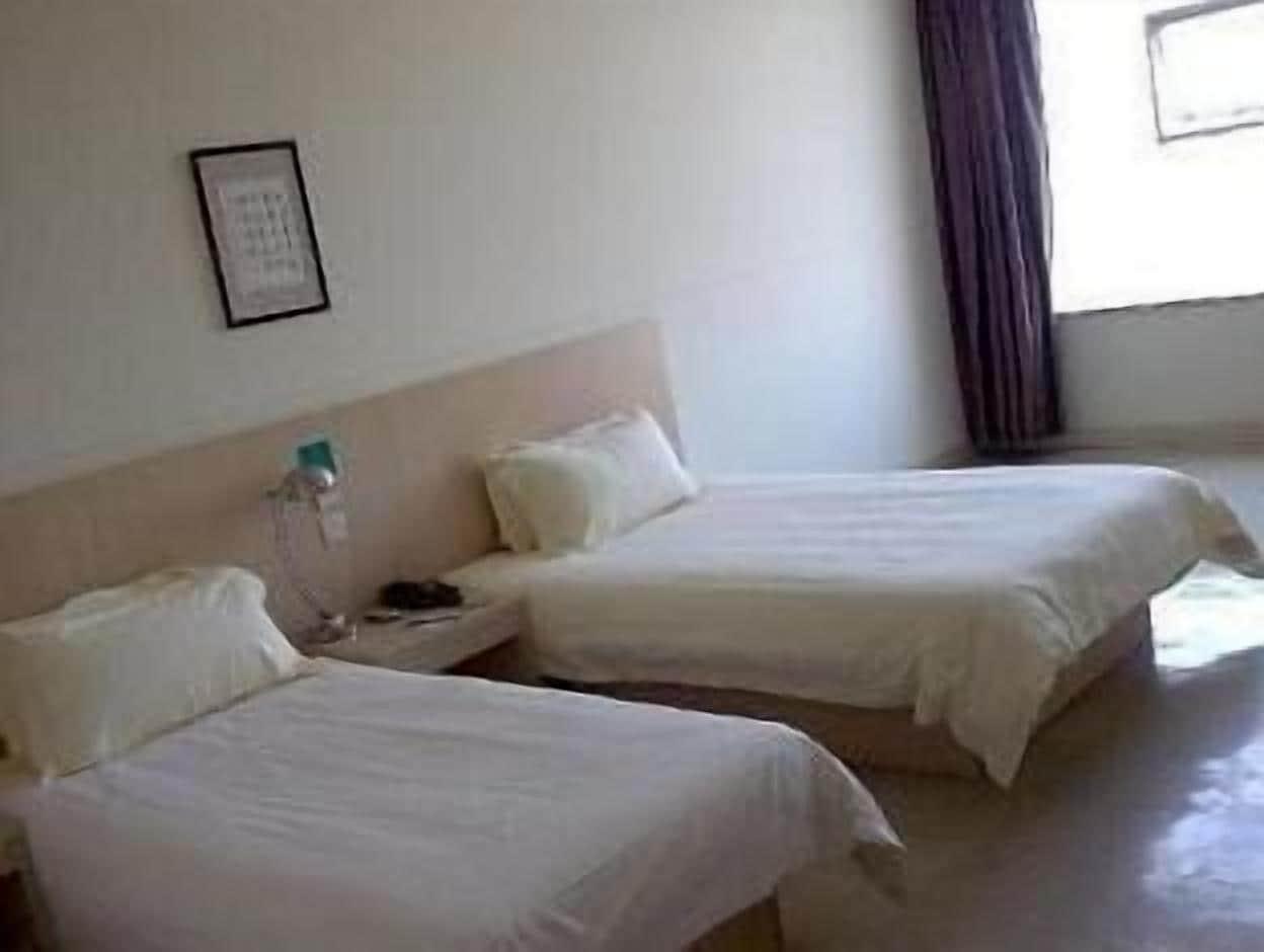 Jingjiang Inn Shanghai Jiading Chengzhong Road מראה חיצוני תמונה