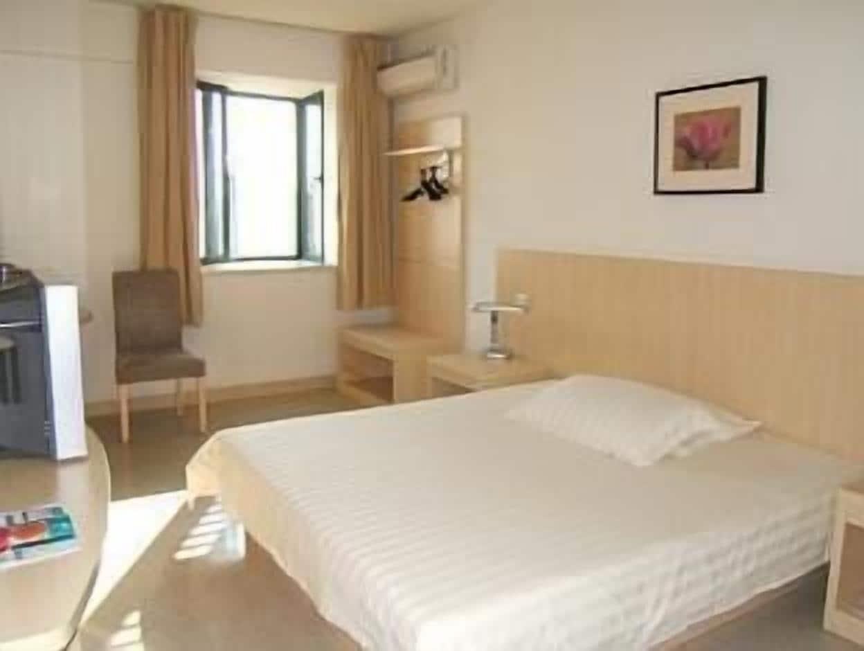 Jingjiang Inn Shanghai Jiading Chengzhong Road מראה חיצוני תמונה
