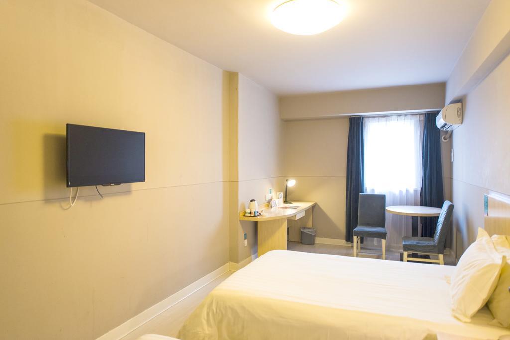 Jingjiang Inn Shanghai Jiading Chengzhong Road מראה חיצוני תמונה