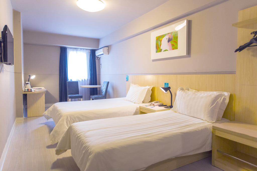 Jingjiang Inn Shanghai Jiading Chengzhong Road מראה חיצוני תמונה