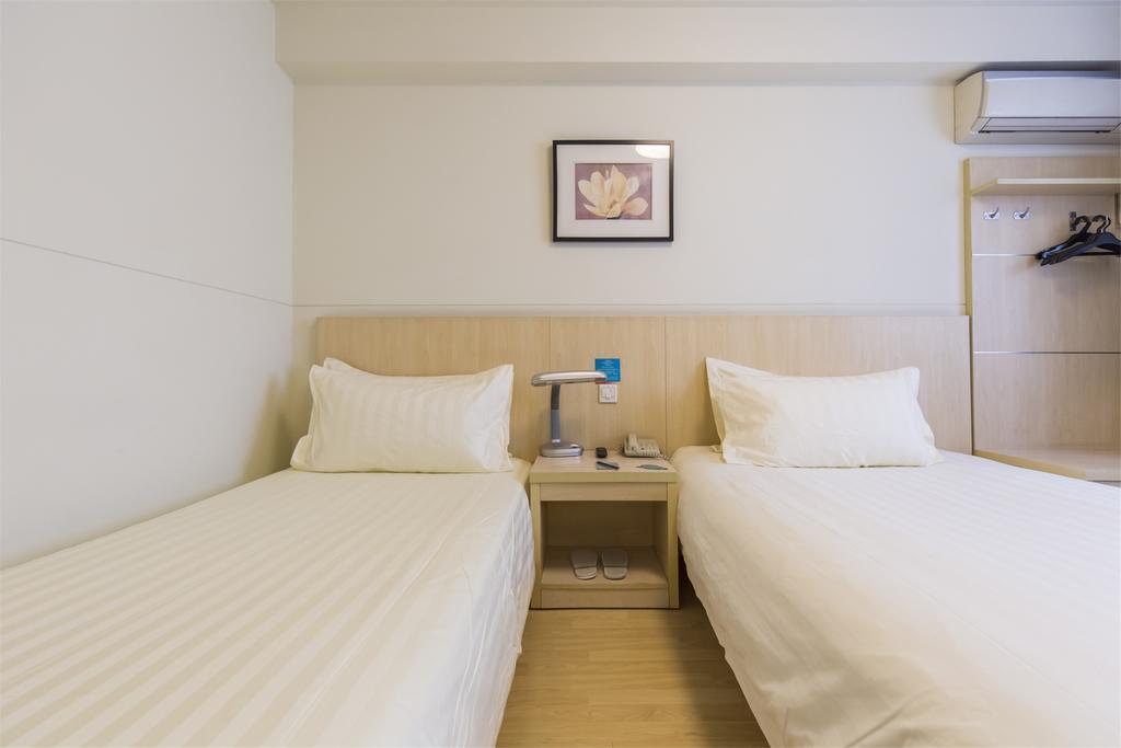 Jingjiang Inn Shanghai Jiading Chengzhong Road מראה חיצוני תמונה