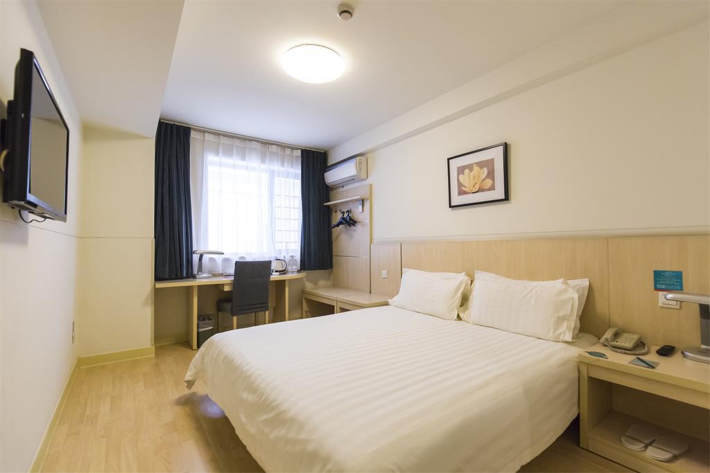 Jingjiang Inn Shanghai Jiading Chengzhong Road מראה חיצוני תמונה