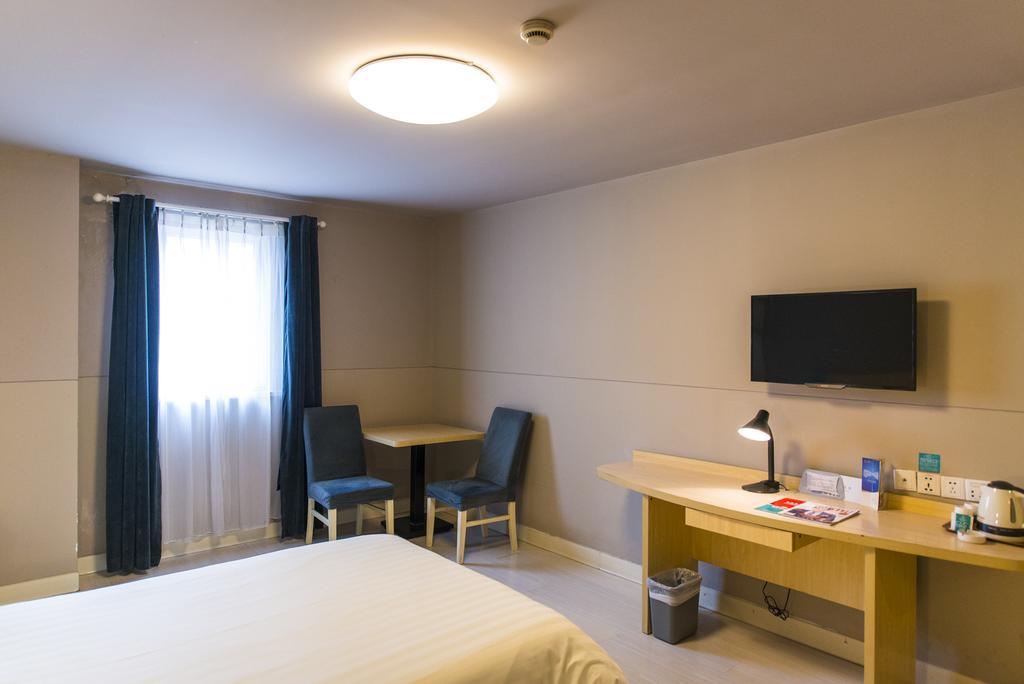 Jingjiang Inn Shanghai Jiading Chengzhong Road מראה חיצוני תמונה