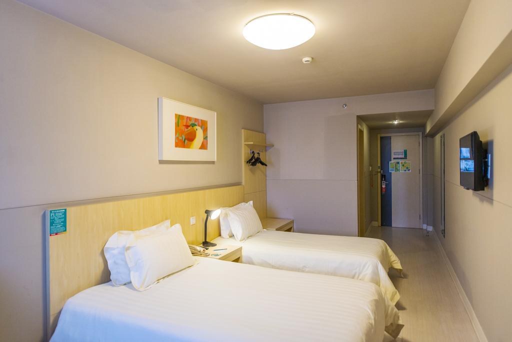 Jingjiang Inn Shanghai Jiading Chengzhong Road מראה חיצוני תמונה